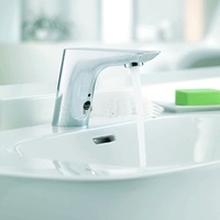 KLUDI 5210205 BALANCE Электронный смеситель для раковины для безнапорных водонагревателей, алкалиновая батарейка 6 В