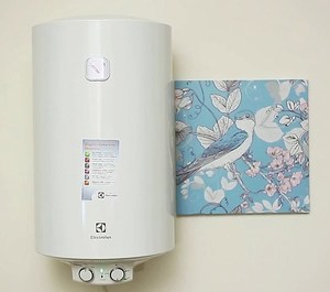 купить Electrolux EWH 50 Heatronic Slim DryHeat бойлер с сухим теном на 50 литров недорого